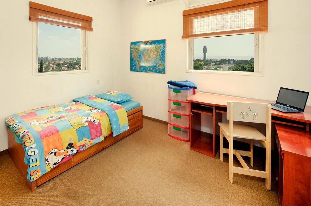 Kfar Saba View Apartment Camera foto